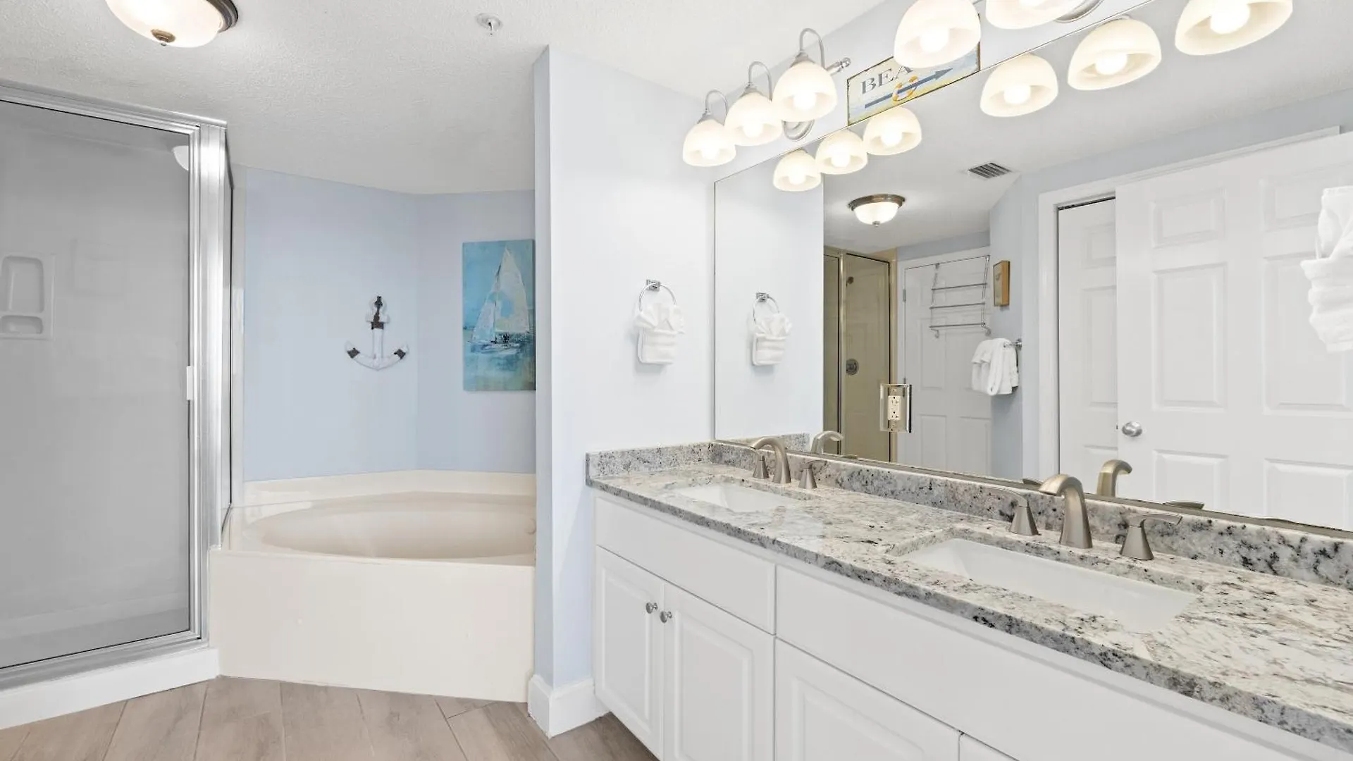Majestic Beach Resort Tower I By Panhandle Getaways Panama City Beach Apartment