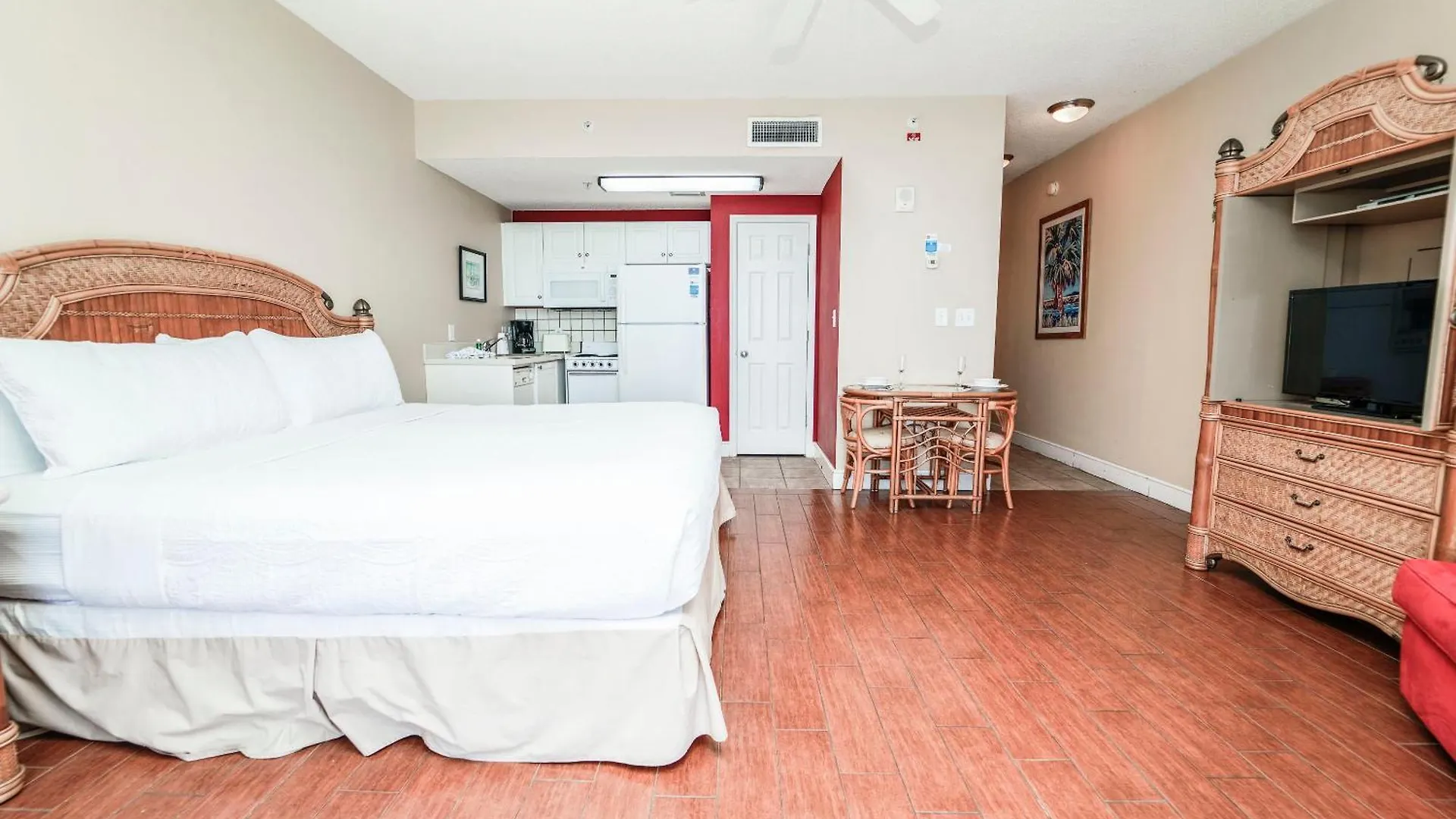 Majestic Beach Resort Tower I By Panhandle Getaways Panama City Beach 0*,